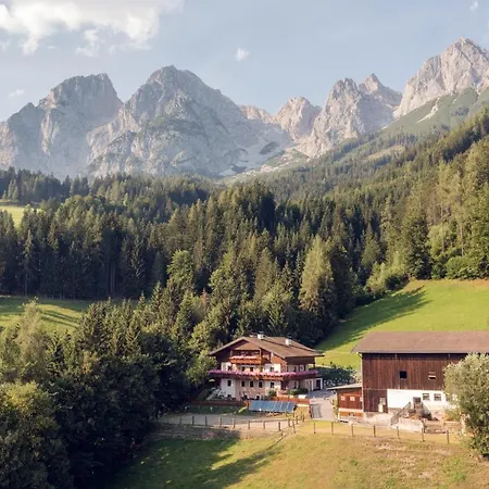 Familienbauernhof Samerhof * Pfarrwerfen